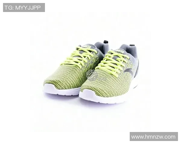 安踏足球鞋助力运动员提升场上表现,探索舒适与专业的完美结合 安踏足球鞋助力运动员提升场上表现,探索舒适与专业的完美结合